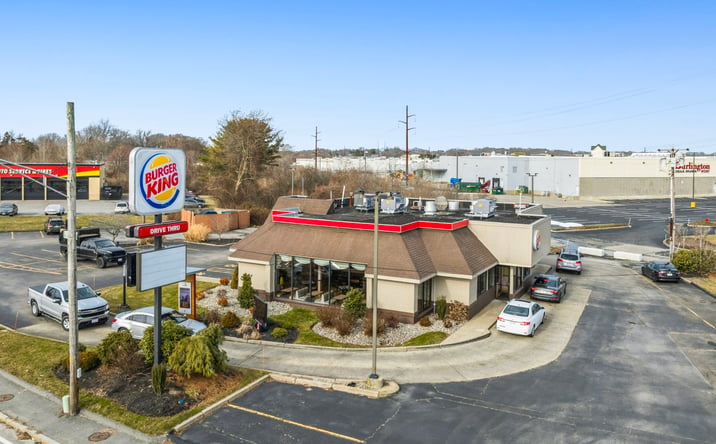 Pictures of Retail property located at 180 Huttleston Ave, Fairhaven, MA 02719 for sales - image #1