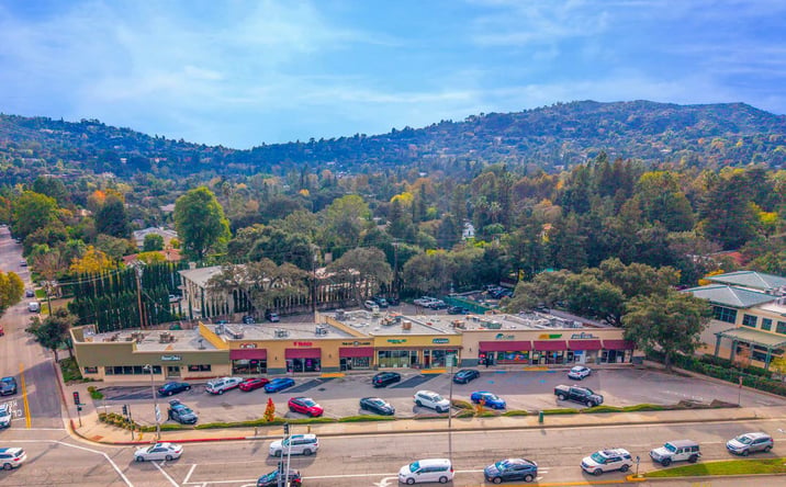 Pictures of Retail property located at 502 Foothill Blvd, La Cañada Flintridge, CA 91011 for sales - image #1