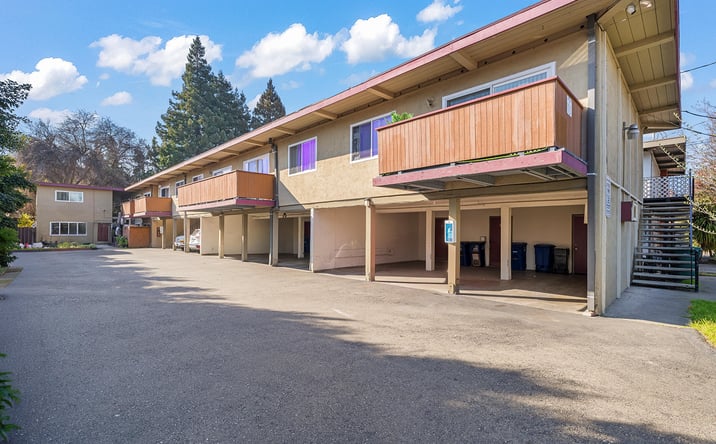 Pictures of Multifamily property located at 25039 Cypress Ave, Hayward, CA 94544 for sales - image #1
