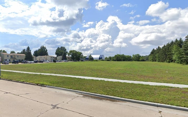 Pictures of Land property located at 1015 N 43RD STREET, GRAND FORKS, ND 58203 for sales - image #1
