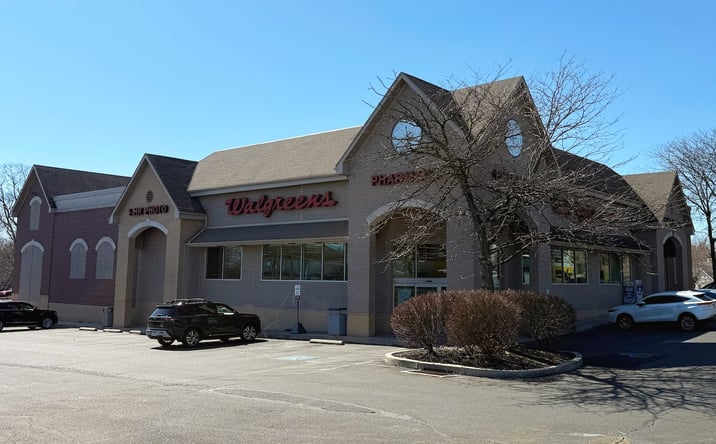 Pictures of Retail property located at 690 Second Street Pike, Southampton, PA 18966-3943 for sales - image #1
