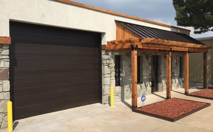 Pictures of Mixed Use, Office, Industrial property located at 517 S Cherokee Street, Catoosa, OK 74015 for sales - image #1