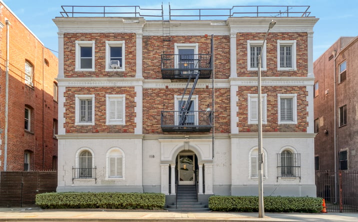 Pictures of Multifamily property located at 118 N Westmoreland Ave, Los Angeles, CA 90004 for sales - image #1