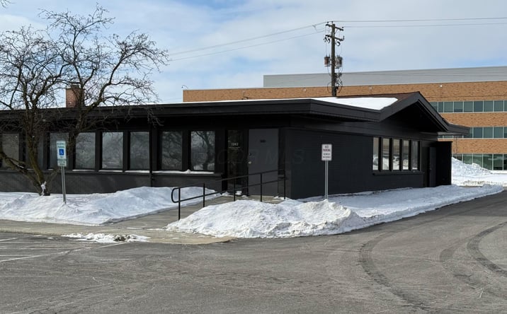 Pictures of Office property located at 1043 Harding Memorial Parkway, Marion, OH 43302 for sales - image #1