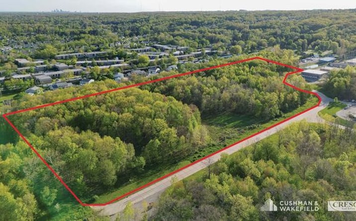 Pictures of Land property located at York Beta, North Royalton, OH 44133 for sales - image #1