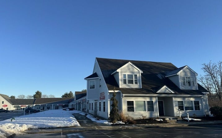 Pictures of Retail, Office property located at 29 Lafayette Rd Unit 1M & 2M, North Hampton, NH 03862 for sales - image #1