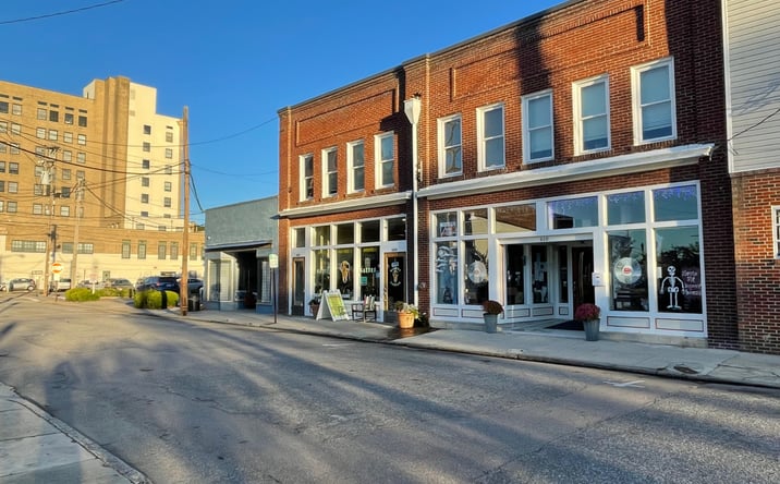 Pictures of Office, Retail property located at 610 E Fearing St, Elizabeth City, NC 27909 for sales - image #1