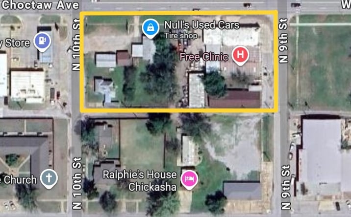 Pictures of Industrial, Retail, Mixed Use property located at 127 N 9th St, Chickasha, OK 73018 for sales - image #1