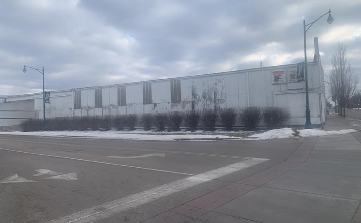 Pictures of Industrial property located at 320 N MAIN Street, Jacksonville, IL 62650 for sales - image #1