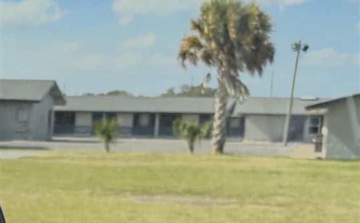 Pictures of Hospitality property located at 2700 Broad Street, Lake Charles, LA 70601 for sales - image #1