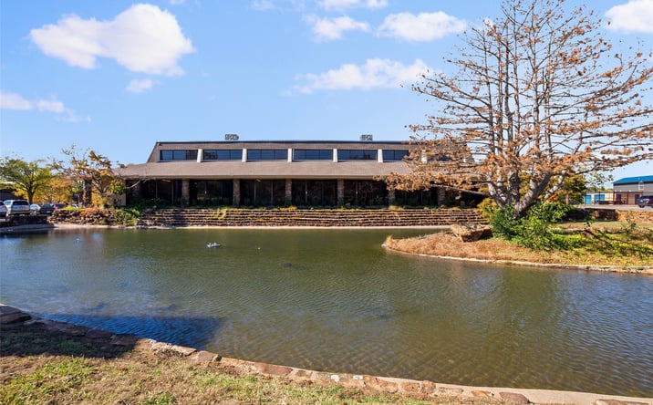 Pictures of Office, Special Purpose property located at 6400 S Lewis Avenue, Tulsa, OK 74136 for sales - image #1