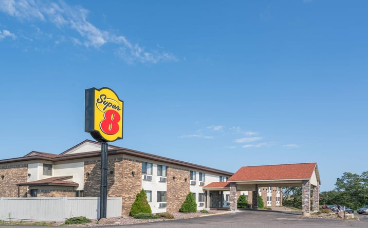 Pictures of Hospitality property located at 2401 S Main St, Rice Lake, WI 54868 for sales - image #1