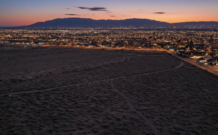 Pictures of Land property located at 10350 Sunset Gardens Road SW, Albuquerque, NM 87121 for sales - image #1