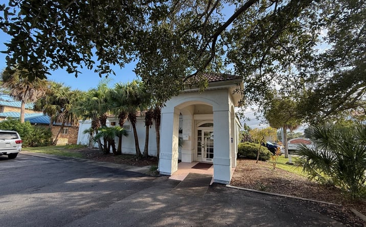 Pictures of Office property located at 1405 Pine St, Melbourne, FL 32901 for sales - image #1