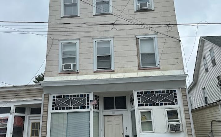 Pictures of Multifamily property located at 115 E Ruddle St, Coaldale, PA 18218 for sales - image #1