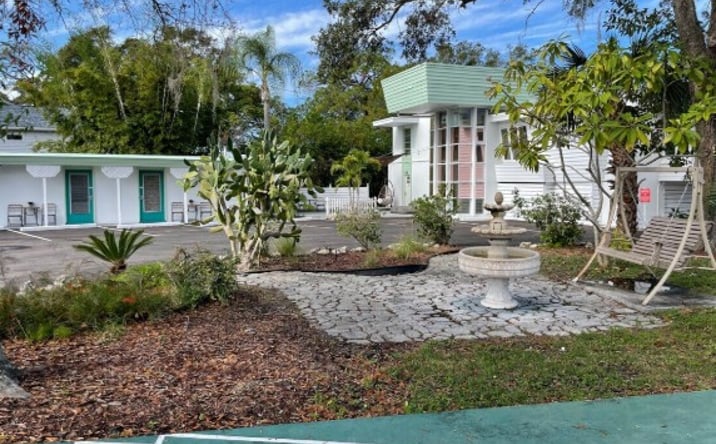 Pictures of Hospitality property located at 1064 Broadway, Dunedin, FL 34698 for sales - image #1