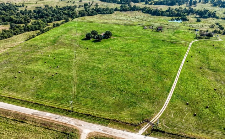 Pictures of Land property located at 0000 Pee Dee Lane, Madisonville, TX 77864 for sales - image #1