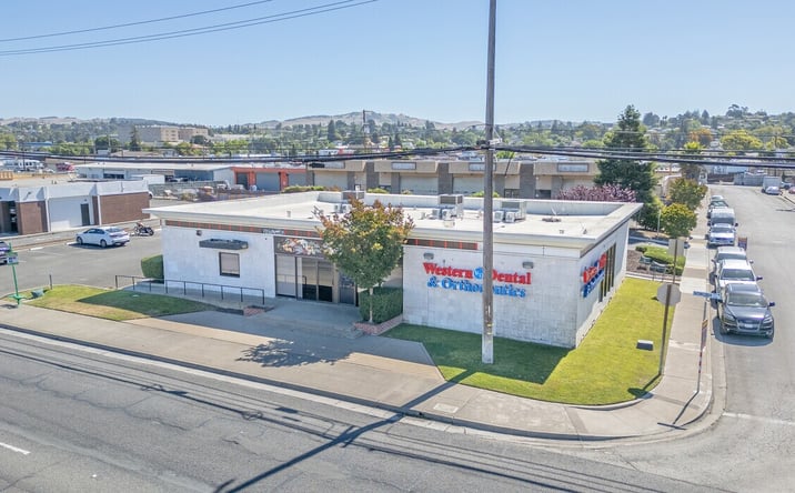 Pictures of Office, Retail property located at 3400 Sonoma Blvd, Vallejo, CA 94590 for sales - image #1