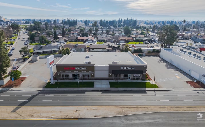 Pictures of Retail property located at 3601 Ming Ave, Bakersfield, CA 93309 for sales - image #1