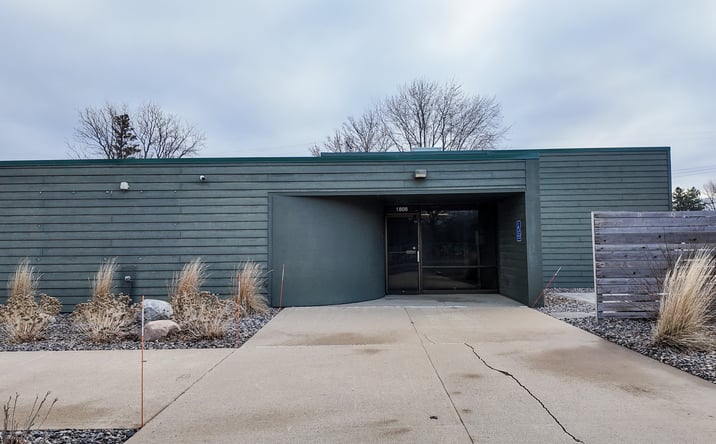 Pictures of Office property located at 1808 S Cliff Ave, Sioux Falls, SD 57105 for sales - image #1