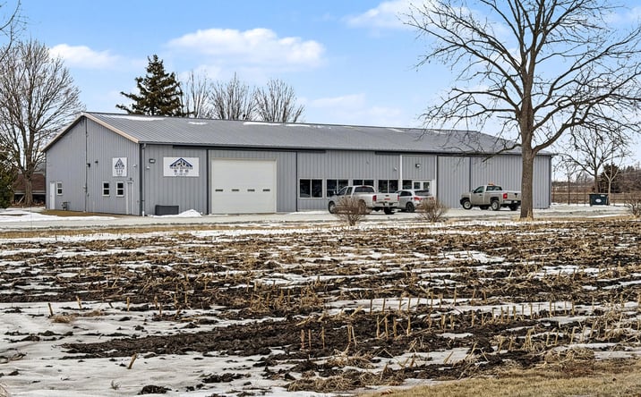 Pictures of Retail, Mixed Use property located at 500 N Pine Street, Onarga, IL 60955 for sales - image #1