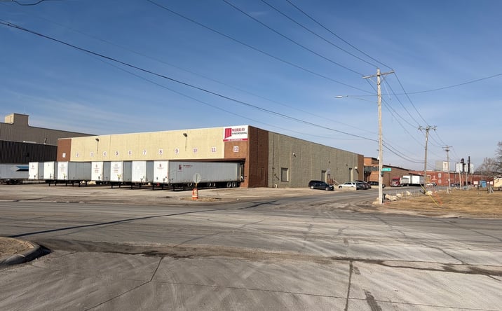 Pictures of Industrial property located at 1701 Rockingham Road, Davenport, IA 52802 for sales - image #1