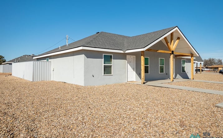 Pictures of Multifamily property located at 300 Cortez Street, Clovis, NM 88101 for sales - image #1
