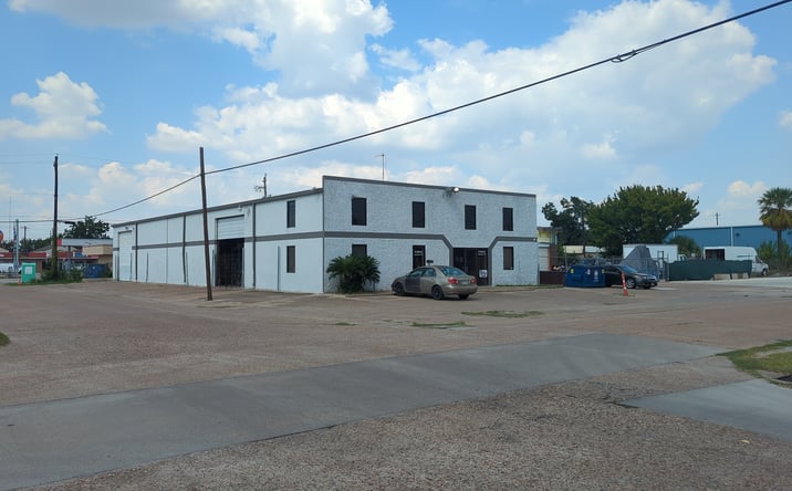 Pictures of Industrial property located at 515 Illinois St, South Houston, TX 77587, 513 Illinois St., South Houston, TX 77587, 509 Illinois St, South Huston, TX 77587 for sales - image #1