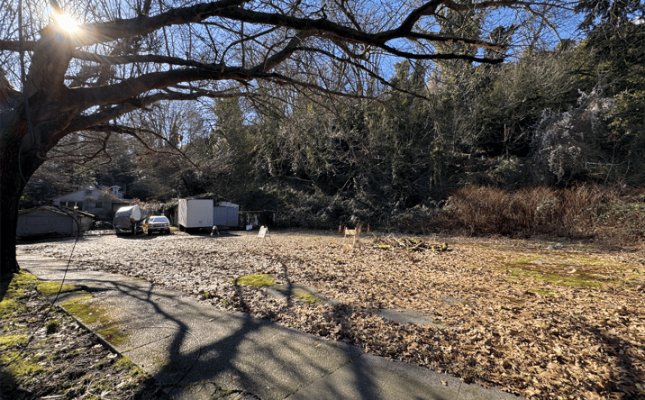 Pictures of Land property located at 2121 Aurora Ave N, Seattle, WA 98109 for sales - image #1