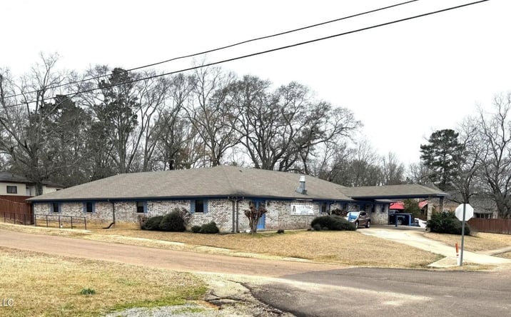 Pictures of Land property located at 1136 Labranch Street, 70125, MS 39648 for sales - image #1