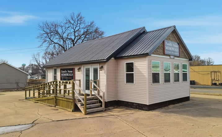 Pictures of Mixed Use property located at 603 W Rock Falls Road, Rock Falls, IL 61071 for sales - image #1