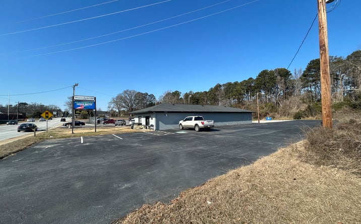 Pictures of Retail property located at 1549 SC-72, Greenwood, SC 29649 for sales - image #1