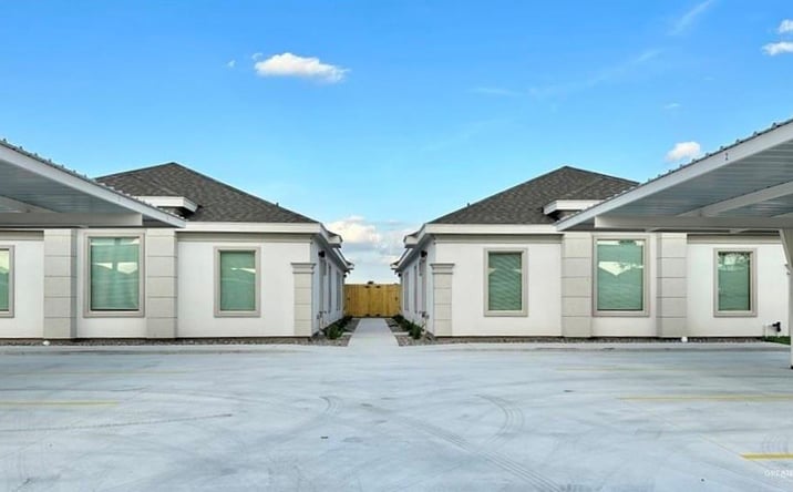 Pictures of Multifamily property located at 1305 W Sucre Drive, Edinburg, TX 78541 for sales - image #1