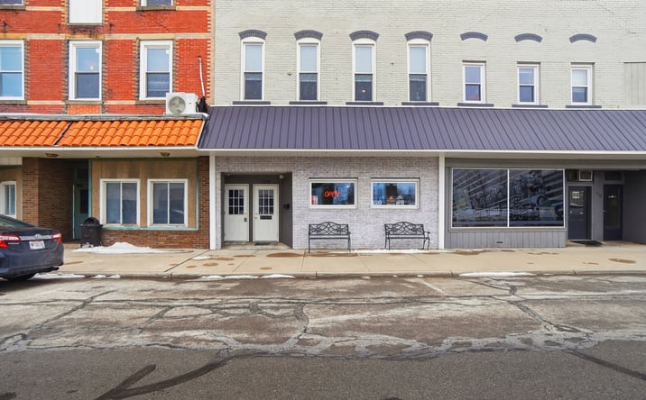 Pictures of Hospitality, Office, Retail property located at 110 W Main St, Deshler, OH 43516 for sales - image #1