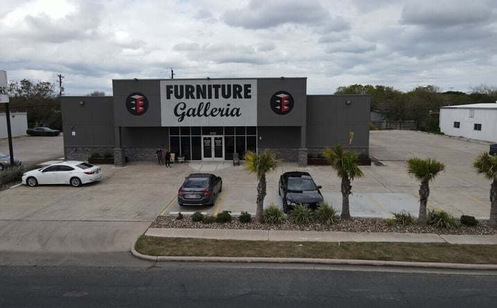 Pictures of Retail property located at 2722 S Padre Island Dr, Corpus Christi, TX 78415 for sales - image #1