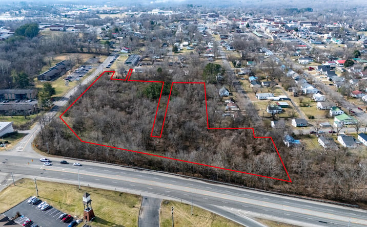 Pictures of Land property located at 0 Henslee Dr Spring St, Dickson, TN 37055 for sales - image #1
