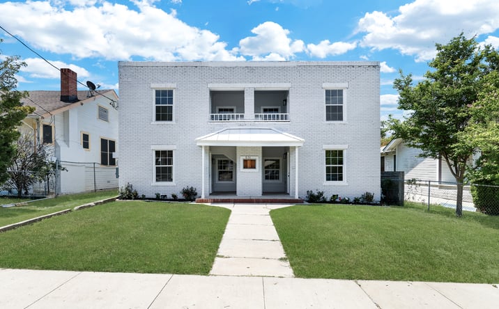 Pictures of Multifamily property located at 834 W Russell Pl, San Antonio, TX 78212 for sales - image #1