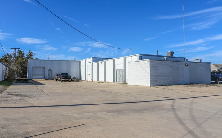 Pictures of Industrial property located at 3910 Frisco Rd, Sherman, TX 75090 for sales - image #1