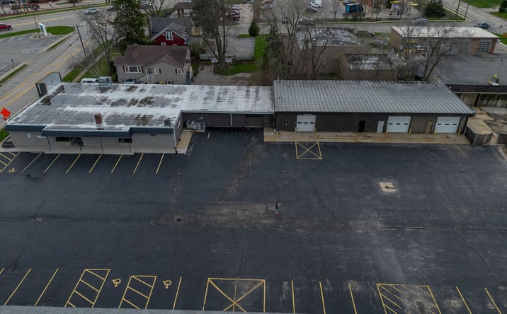 Pictures of Industrial, Office property located at 670 E Calhoun St, Woodstock, IL 60098 for sales - image #1