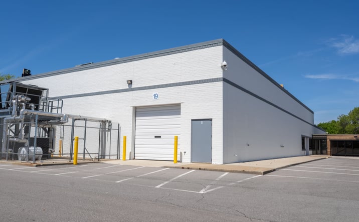 Pictures of Industrial property located at 1870-1932 Technology Drive, Troy, MI 48083 for sales - image #1