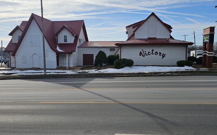 Pictures of Special Purpose property located at 1719 Broadway, Mt Vernon, IL 62864 for sales - image #1