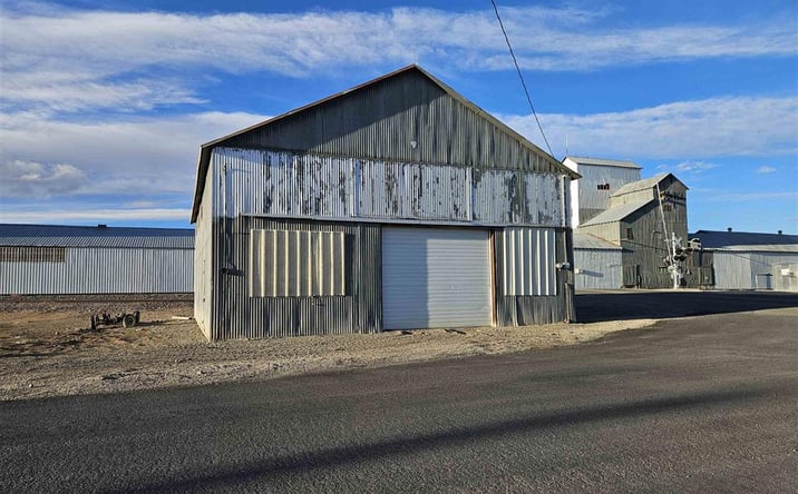 Pictures of Mixed Use, Industrial property located at 197 North, Powell, WY 82435 for sales - image #1