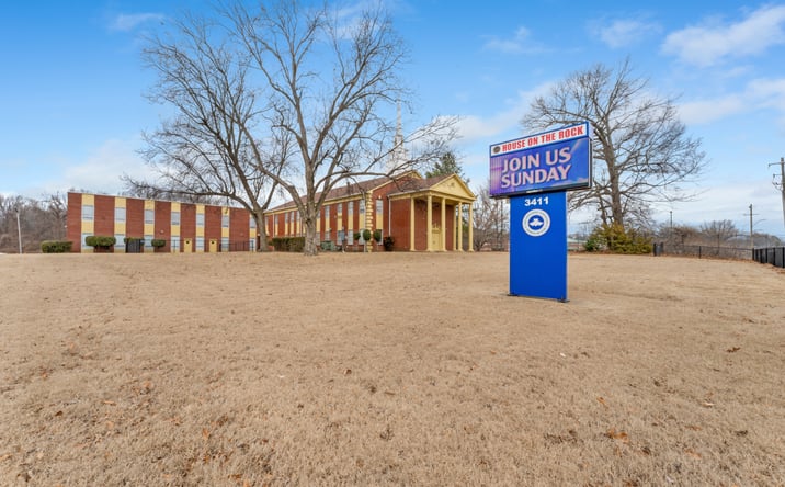 Pictures of Special Purpose property located at 3411 Covington Pike, Memphis, TN 38128 for sales - image #1