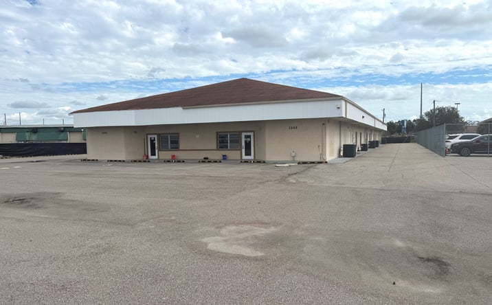 Pictures of Industrial property located at 1242 Market Cir, Port Charlotte, FL 33953 for sales - image #1