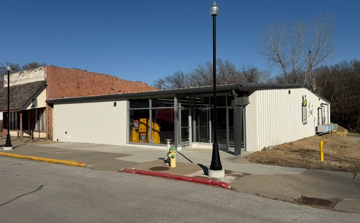 Pictures of Land, Retail property located at 623 5th St, Peru, NE 68421 for sales - image #1