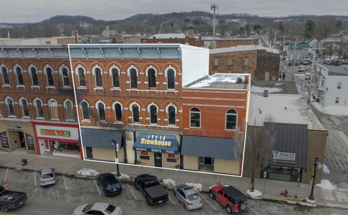 Pictures of Hospitality, Retail property located at 127 S Broadway St, New Philadelphia, OH 44663 for sales - image #1