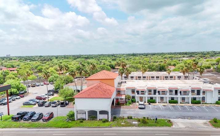 Pictures of Hospitality property located at 715 Frontage Rd, Brownsville, TX 78520 for sales - image #1