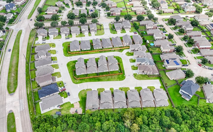 Pictures of Business for Sale property located at 2807 Pne Est Ln, Houston, TX 77014 for sales - image #1