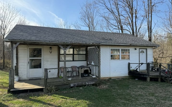 Pictures of Multifamily property located at 1113 Shelley St, Albany, KY 42602 for sales - image #1