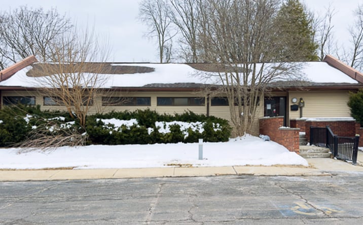 Pictures of Office property located at 1515 W Walnut Street 9, Jacksonville, IL 62650 for sales - image #1